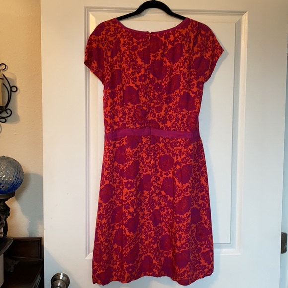 Boden Easy Day Pink Dress with waist detail. - Picture 4 of 5